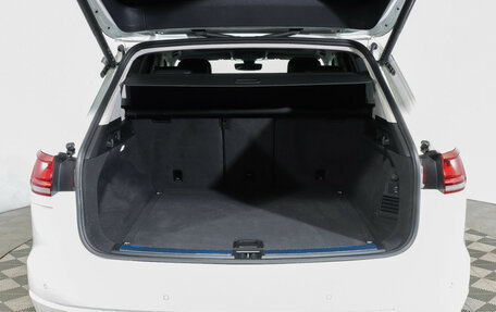 Volkswagen Touareg III, 2021 год, 6 499 000 рублей, 16 фотография