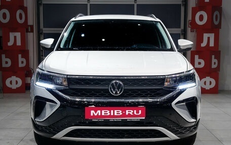 Volkswagen Taos, 2021 год, 2 650 000 рублей, 2 фотография