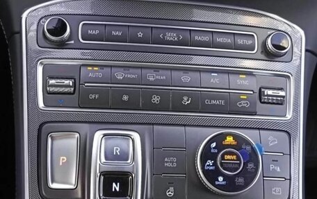 Hyundai Santa Fe IV, 2021 год, 5 000 000 рублей, 10 фотография