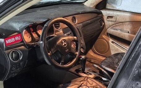 Mitsubishi Outlander III рестайлинг 3, 2002 год, 225 000 рублей, 12 фотография