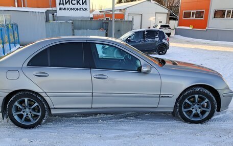 Mercedes-Benz C-Класс, 2006 год, 480 000 рублей, 8 фотография