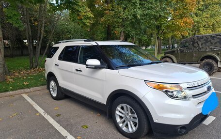 Ford Explorer VI, 2012 год, 1 350 000 рублей, 1 фотография