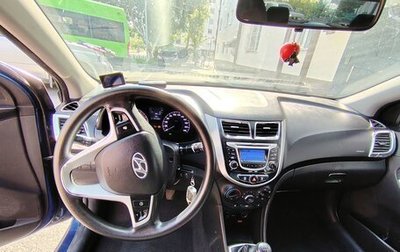Hyundai Solaris II рестайлинг, 2012 год, 680 000 рублей, 1 фотография