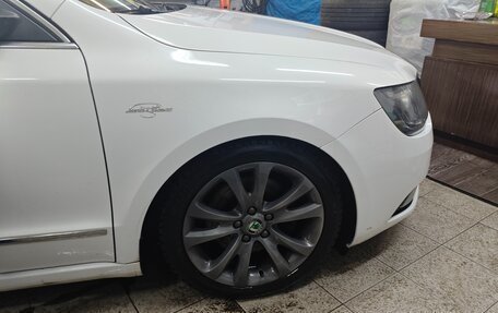 Skoda Superb III рестайлинг, 2013 год, 1 500 000 рублей, 15 фотография