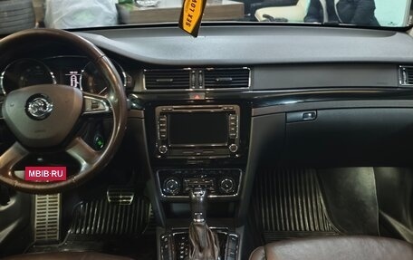 Skoda Superb III рестайлинг, 2013 год, 1 500 000 рублей, 13 фотография