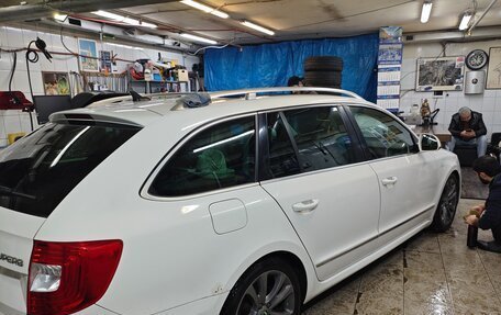 Skoda Superb III рестайлинг, 2013 год, 1 500 000 рублей, 25 фотография