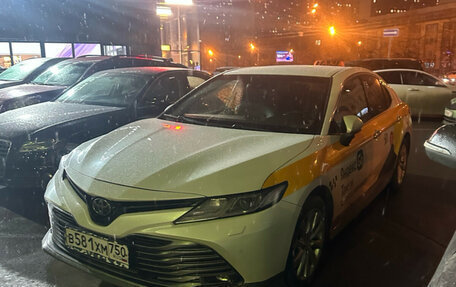 Toyota Camry, 2019 год, 1 405 000 рублей, 4 фотография