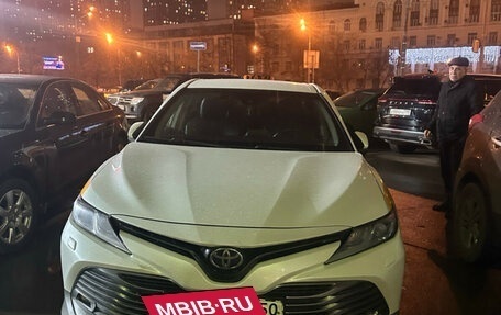 Toyota Camry, 2019 год, 1 405 000 рублей, 7 фотография
