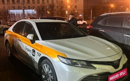 Toyota Camry, 2019 год, 1 405 000 рублей, 9 фотография