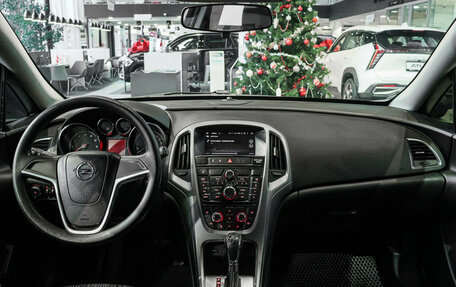 Opel Astra J, 2013 год, 747 000 рублей, 10 фотография