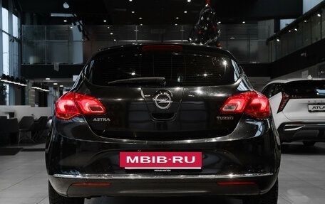 Opel Astra J, 2013 год, 747 000 рублей, 5 фотография