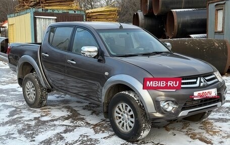 Mitsubishi L200 IV рестайлинг, 2013 год, 1 525 000 рублей, 3 фотография