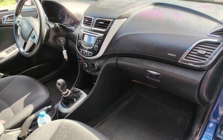 Hyundai Solaris II рестайлинг, 2012 год, 680 000 рублей, 7 фотография