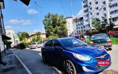 Hyundai Solaris II рестайлинг, 2012 год, 680 000 рублей, 4 фотография