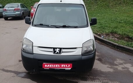 Peugeot Partner II рестайлинг 2, 2011 год, 265 000 рублей, 2 фотография