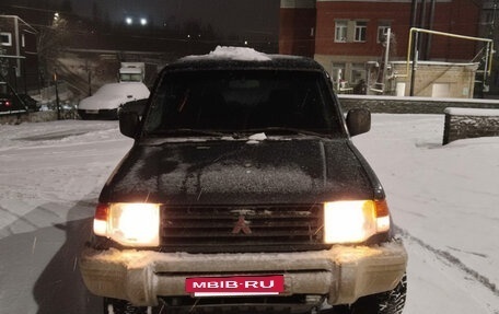 Mitsubishi Pajero III рестайлинг, 1996 год, 267 000 рублей, 9 фотография