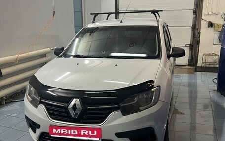 Renault Sandero II рестайлинг, 2019 год, 600 000 рублей, 2 фотография