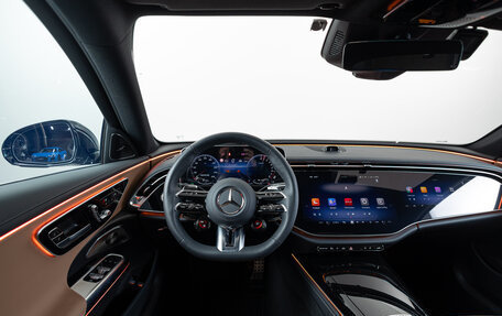 Mercedes-Benz E-Класс AMG, 2024 год, 14 290 000 рублей, 13 фотография