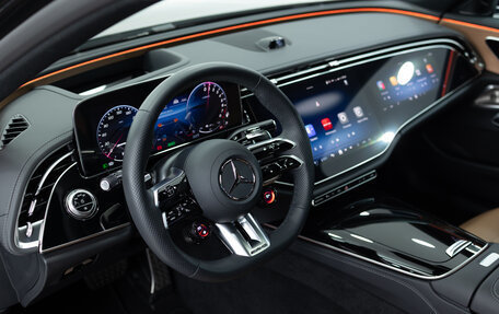 Mercedes-Benz E-Класс AMG, 2024 год, 14 290 000 рублей, 10 фотография