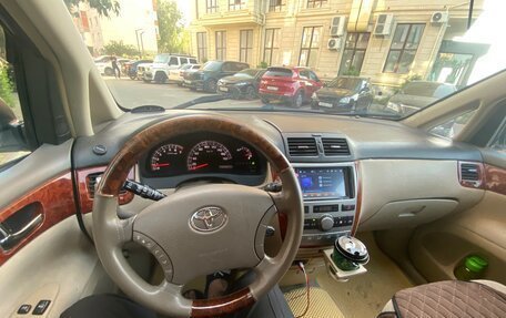 Toyota Ipsum II, 2008 год, 580 000 рублей, 8 фотография