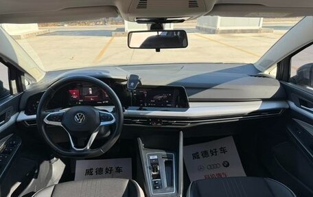 Volkswagen Golf VIII, 2021 год, 1 900 000 рублей, 5 фотография