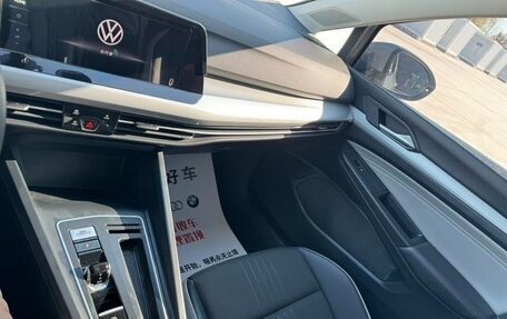 Volkswagen Golf VIII, 2021 год, 1 900 000 рублей, 10 фотография