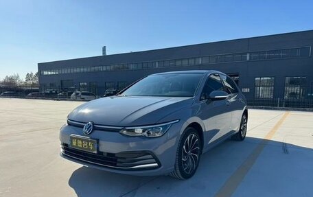 Volkswagen Golf VIII, 2021 год, 1 900 000 рублей, 11 фотография