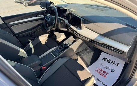 Volkswagen Golf VIII, 2021 год, 1 900 000 рублей, 9 фотография