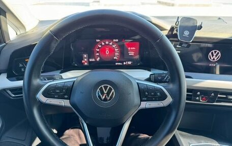 Volkswagen Golf VIII, 2021 год, 1 900 000 рублей, 4 фотография