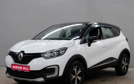 Renault Kaptur I рестайлинг, 2017 год, 1 200 000 рублей, 1 фотография