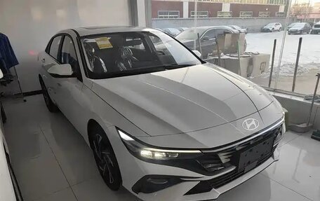 Hyundai Elantra, 2025 год, 2 110 000 рублей, 2 фотография