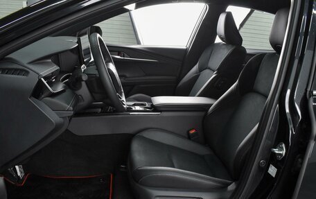 Toyota Camry, 2025 год, 4 825 000 рублей, 10 фотография