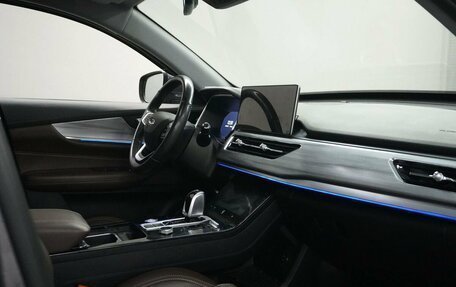 Chery Tiggo 8 Pro, 2022 год, 2 167 000 рублей, 10 фотография