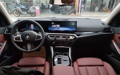 BMW 3 серия, 2024 год, 3 700 000 рублей, 8 фотография