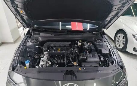 Hyundai Elantra, 2025 год, 2 050 000 рублей, 19 фотография