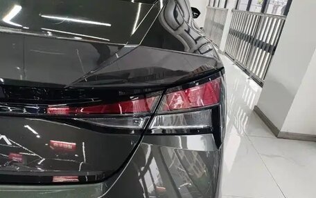 Hyundai Elantra, 2025 год, 2 050 000 рублей, 25 фотография