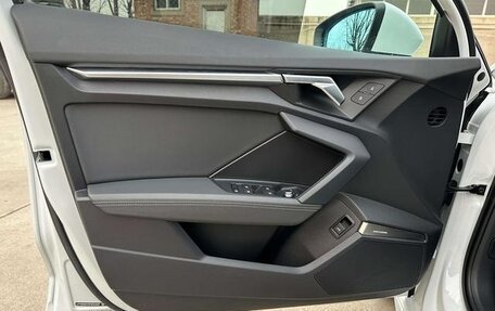 Audi A3, 2023 год, 2 350 000 рублей, 14 фотография