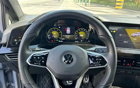 Volkswagen Golf VIII, 2022 год, 1 753 555 рублей, 10 фотография