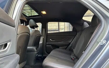 Hyundai Elantra, 2022 год, 1 650 000 рублей, 16 фотография