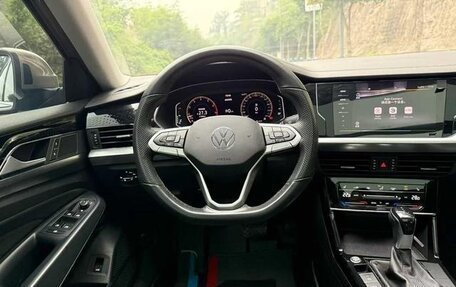 Volkswagen Passat B8 рестайлинг, 2022 год, 1 980 000 рублей, 6 фотография