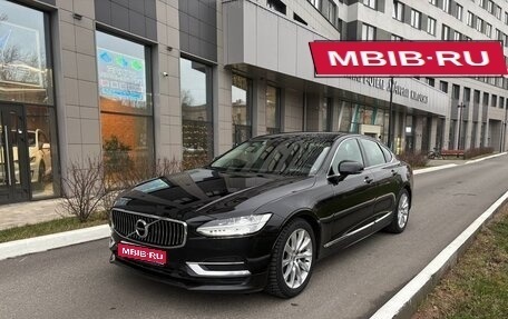 Volvo S90 II рестайлинг, 2019 год, 3 295 000 рублей, 1 фотография