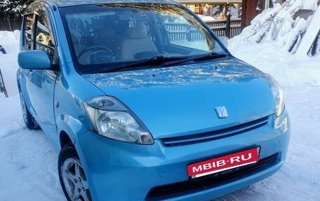 Toyota Passo III, 2004 год, 349 000 рублей, 2 фотография