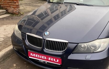 BMW 3 серия, 2006 год, 1 350 000 рублей, 2 фотография