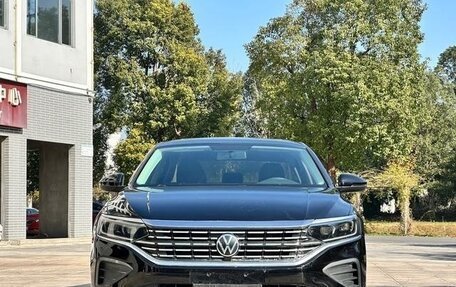 Volkswagen Passat B8 рестайлинг, 2021 год, 2 000 000 рублей, 1 фотография