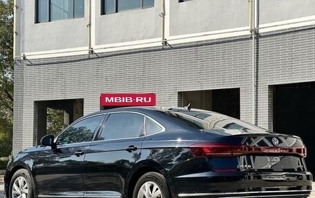 Volkswagen Passat B8 рестайлинг, 2021 год, 2 000 000 рублей, 5 фотография