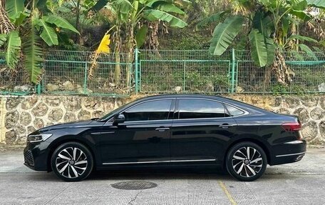 Volkswagen Passat B8 рестайлинг, 2021 год, 2 000 000 рублей, 3 фотография