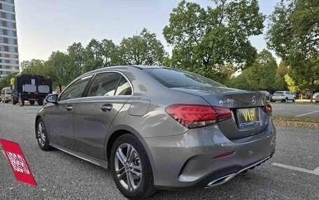 Mercedes-Benz A-Класс, 2021 год, 1 890 000 рублей, 4 фотография