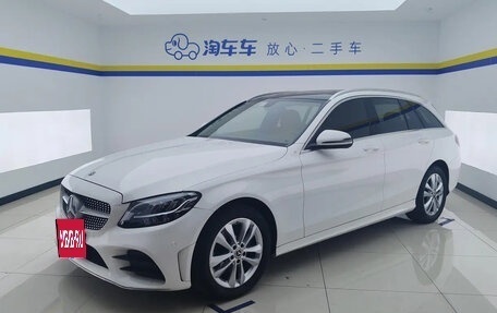 Mercedes-Benz C-Класс, 2021 год, 2 350 000 рублей, 1 фотография