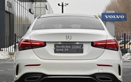 Mercedes-Benz A-Класс, 2023 год, 1 980 000 рублей, 2 фотография