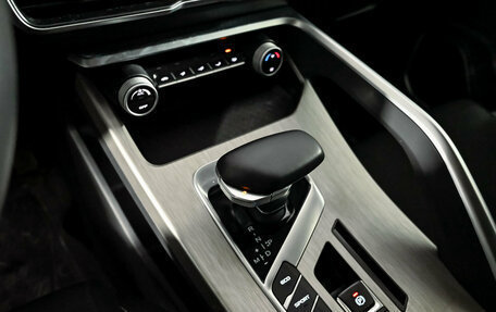 Geely Coolray I, 2023 год, 1 900 000 рублей, 14 фотография